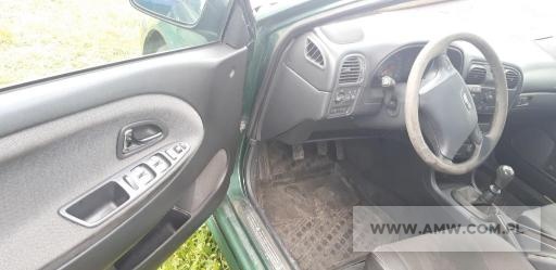 Samochód VOLVO V40 1,6 KAT 